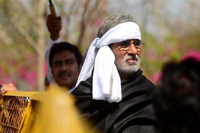 Bollywood Gossip: Big B finds Bhopal crowd extraordinary