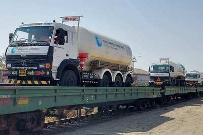 Delhi Police Creates Green Corridor for Tankers Carrying Oxygen to Covid-19 Hospital