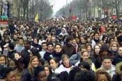 Protest on in Paris against labour laws