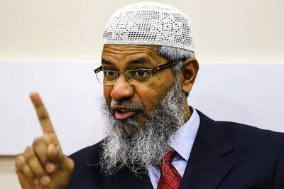 Zakir Naik, Wanted in India, Banned from Making Speeches in Malaysia to 'Preserve Racial Harmony'