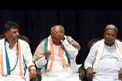‘Siddaramaiah Only Enjoyed Power…’: DKS to Kharge; Siddu Says Let MLAs Decide Amid CM Suspense