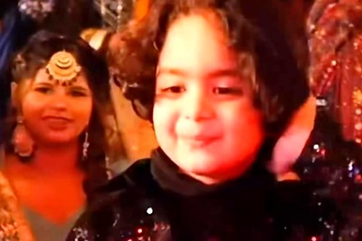 Pakistani Boy Steals Spotlight With His Flawless Dance Moves On Kacha Badam