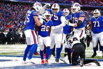 Bills' Running Game Giving Offense Late-season New Dimension