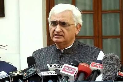 Salman Khurshid arrives in Sri Lanka for CHOGM Summit