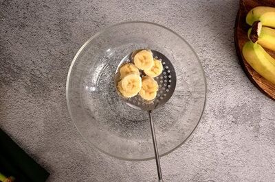 10 Ways to Keep Sliced Bananas from Turning Brown