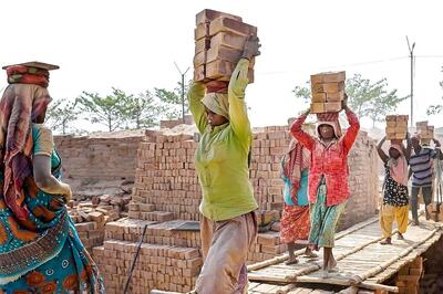 Number of Families Seeking Work Under MGNREGS Shows Sharp Rise This Fiscal, May Demand at 5-Year High