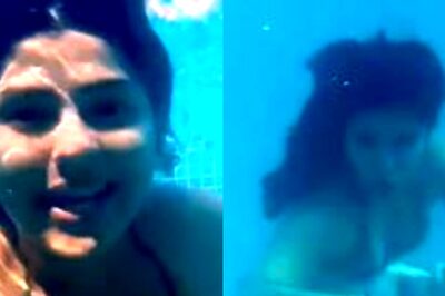 TMKOC Fame Nidhi Bhanushali's Underwater Dance Video in Bikini Goes Viral
