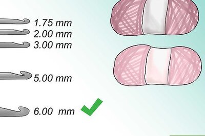 How to Crochet a Pink Ribbon Scarf