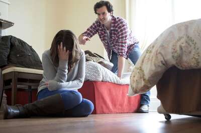 Are You A Victim Of Gaslighting? 7 Warning Signs To Watch For