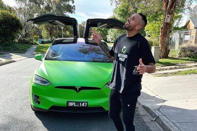 Nick Kyrgios' Tesla Allegedly Stolen From His Mother at Gunpoint; Tennis Star Used App to Help Police Catch The Man