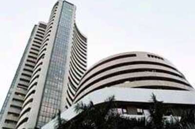 Mkts close in green; BHEL, Satyam gain