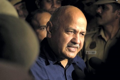 AAP Will Form Govt in Gujarat; Ahmedabad Police Lying about Raids: Sisodia