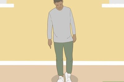 How to Wear Green Jeans