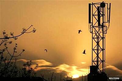 Telecom services slowly being restored in Kashmir Valley