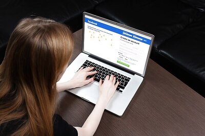 Facebook is now the major source of news, not Google