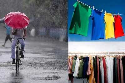 Hacks To Remove Musty Smell From Clothes During Monsoon