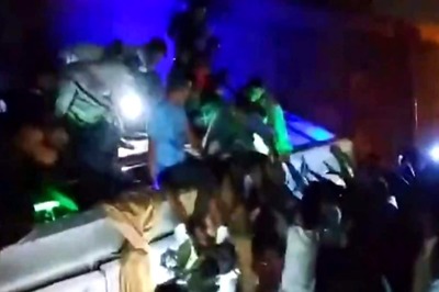 Odisha: 5 Killed, 40 Others Injured After Kolkata-Bound Bus Falls Off Flyover in Jajpur