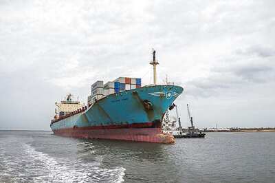 Indian Commercial Ship With 11 on Board Hijacked by Somali Pirates