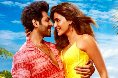 Kriti Sanon Shares 'The Madness Behind Hotness' of Shehzada Song Munda Sona