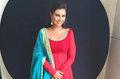 Here's How You Can Enjoy a Lunch Date with Lisa Ray