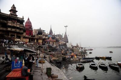 Varanasi's Manikarnika Ghat Flooded, Cremations Moved to Lanes