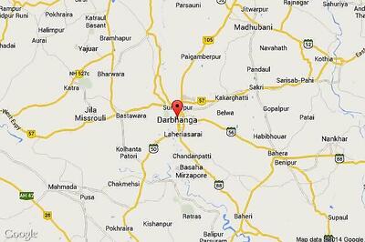 Locals disrupt traffic after criminals shoot bank manager dead