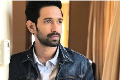 Vikrant Massey Starts Shooting for Gaslight with Sara Ali Khan Post Love Hostel Release
