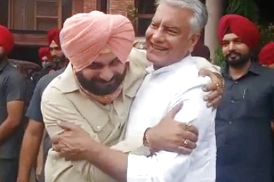 'It's Just Not Cricket': Sunil Jakhar Hits Out at Sidhu for 'Breaching Trust' of Congress Leadership