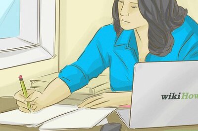 How to Collect on a Customer's Past Due Credit Account