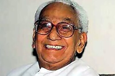 Son disowns Karunakaran for joining Cong