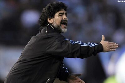 Messi and Maradona take the stage