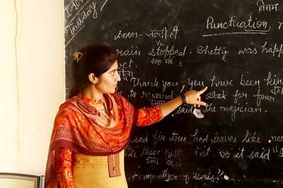 World Teachers Day: Here's Why India & Rest of the World Celebrate Teachers' Day on Different Dates