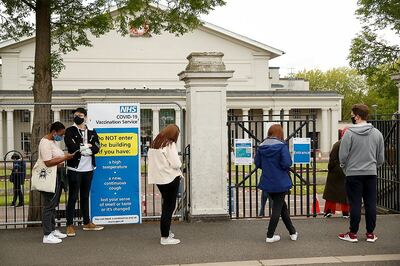 British Ministers Decide Against Mass Vaccination For Teens