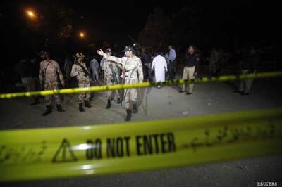 Pak: Gunmen attack polio vaccinators, 1 policeman dead