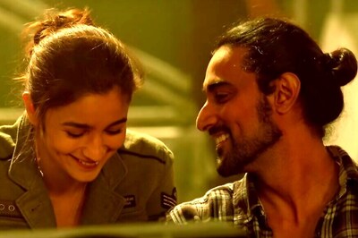 Dear Zindagi Take 3: Alia Bhatt Hates Couples, Is Kunal Kapoor The Reason?