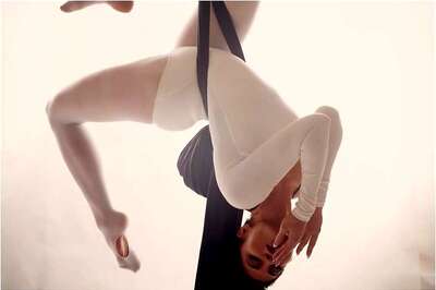 Jacqueline Fernandez Aces Aerial Acrobatics as she Performs Jaw-dropping Stunt