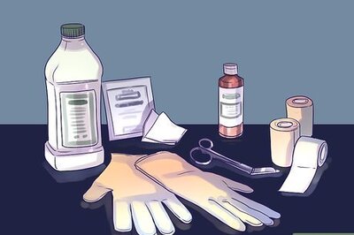 How to Change and Monitor a Wound Dressing