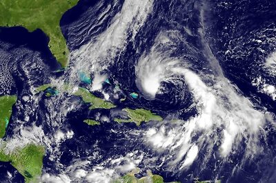 Google adds storm-tracking features, hurricane tips to search results