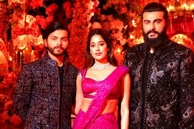 Janhvi Kapoor Shines in Pink Sequins at Anant Ambani Radhika Merchant's Mela Rouge-themed Pre-Wedding Bash