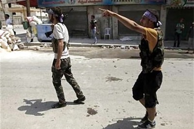 Syria: Assad praises troops, keeps out of public eye