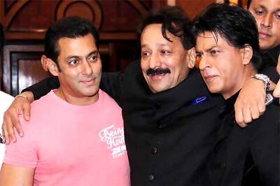Shah Rukh, Salman hug and patch up; is it really such a big deal?