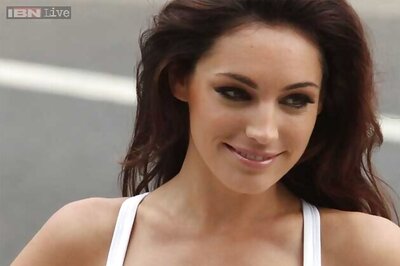 Kelly Brook engaged to 'Gladiator' actor David McIntosh