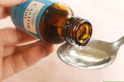 How to Make an Eyelash Serum to Grow Long Eyelashes