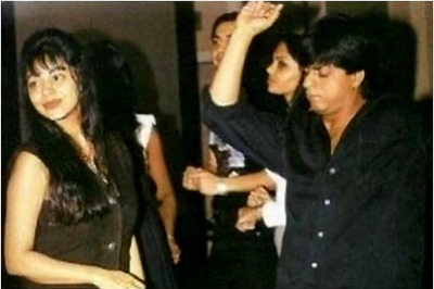 Shah Rukh and Gauri Khan Dance Like No One's Watching in This Throwback Pic