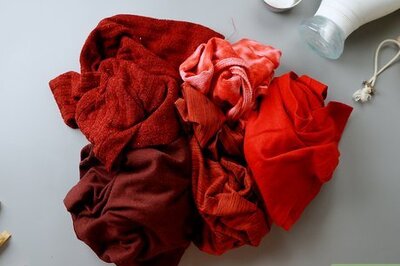 How to Wash Red Clothes