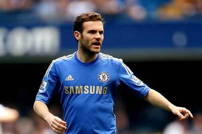 Chelsea ask Manchester United to pay 40mn pounds for Juan Mata: report