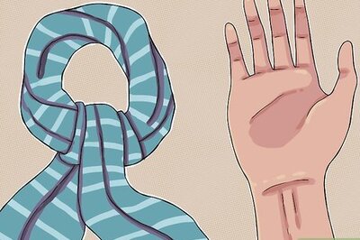 How to Wear a Silk Scarf