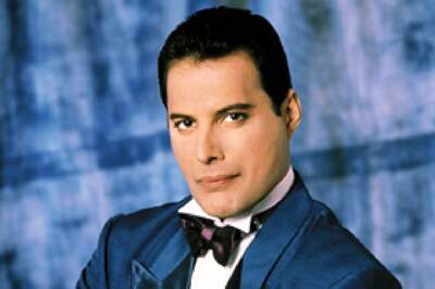 Remembering Freddie Mercury with His Best Performances