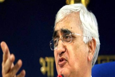 'Continuity with Change,' Salman Khurshid Joins Issue with Shashi Tharoor Ahead of Congress President Polls
