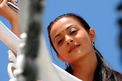 Zee bags Tamil film 'Moondru Per Moondru Kadal'